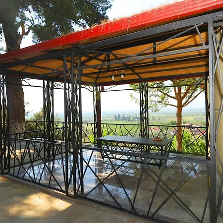 Villa Cheerful 9-Bedroom Villa With Pool