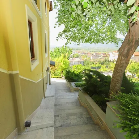 Villa Cheerful 9-Bedroom Villa With Pool İznik