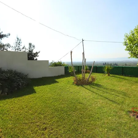 Cheerful 9-Bedroom Villa With Pool Villa